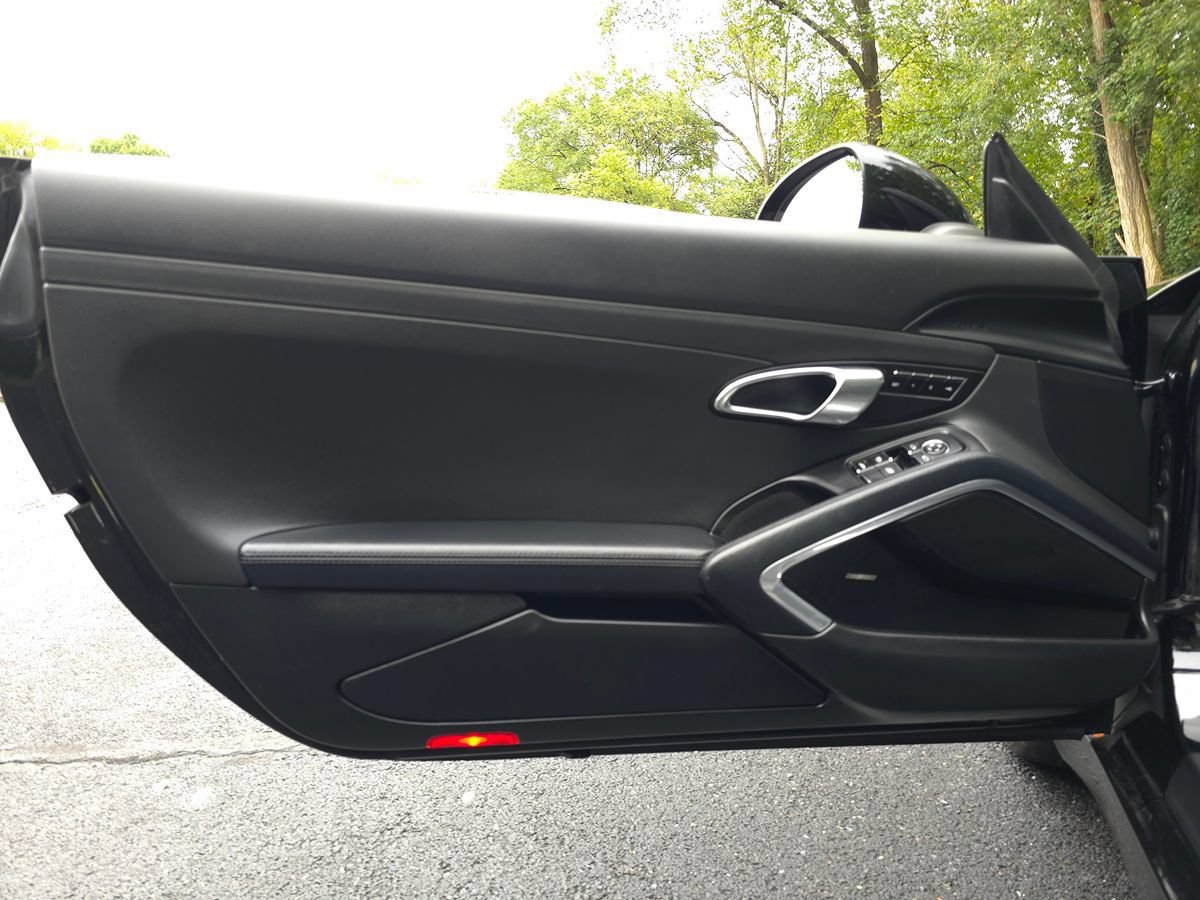 Used 2015 Porsche 911 Carrera RWD image 30
