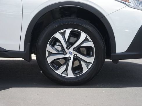 Used 2021 Subaru Outback Touring w/ Popular Package #2 AWD/4WD image 4