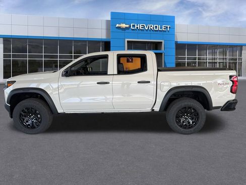 New 2026 Chevrolet Colorado Trail Boss AWD/4WD image 2