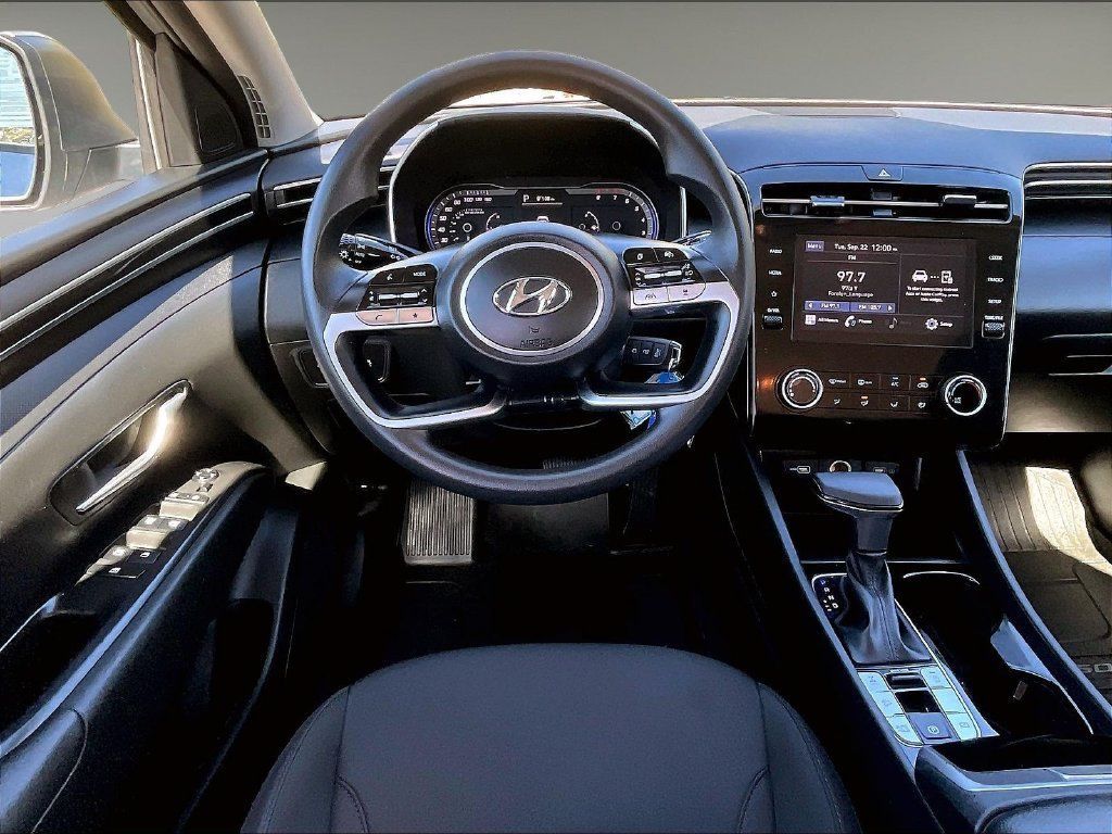 Used 2024 Hyundai Tucson SE AWD/4WD image 17