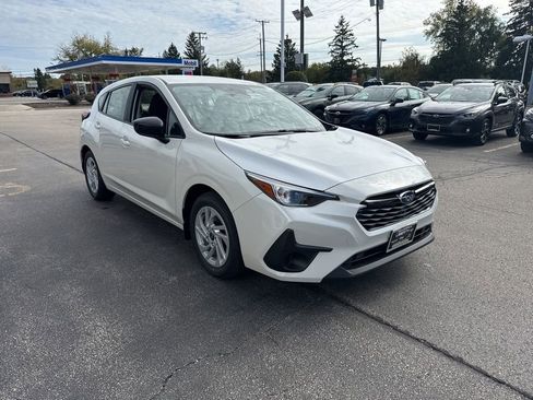 New 2025 Subaru Impreza 2.0i image 3