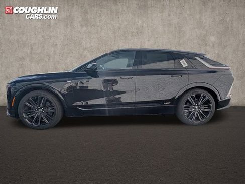 New 2026 Cadillac Lyriq V w/ LPO, Floor Liner Package image 4