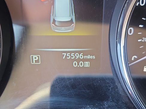 Used 2016 Nissan Rogue SV w/ SV Premium Package AWD/4WD image 6