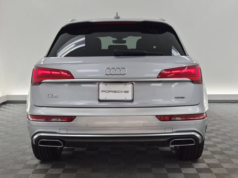 Used 2023 Audi Q5 2.0T Premium w/ Convenience Package AWD/4WD image 11