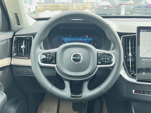 New 2026 Volvo XC90 B6 Plus AWD/4WD image 16