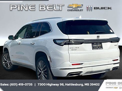 New 2026 Buick Enclave Avenir image 2