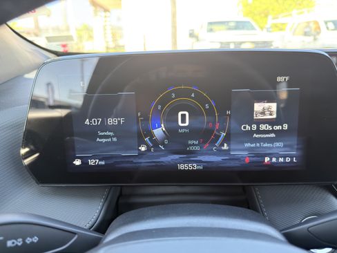 Used 2026 Chevrolet Equinox LT FWD image 29