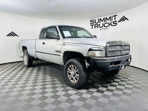 Used 2000 Dodge Ram 2500 Truck 4x4 Quad Cab image 1