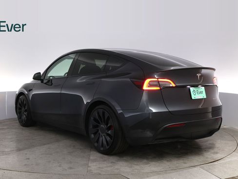Used 2025 Tesla Model Y Performance image 17