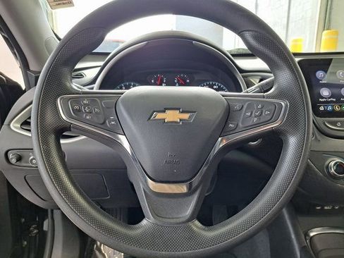 Used 2024 Chevrolet Malibu LT image 10