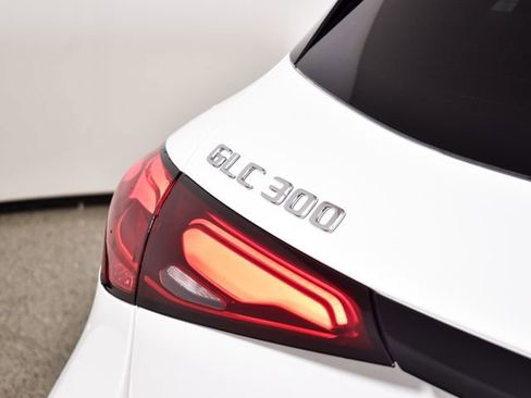 New 2026 Mercedes-Benz GLC 300 image 13
