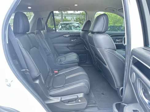 Used 2024 Honda Pilot EX-L image 15