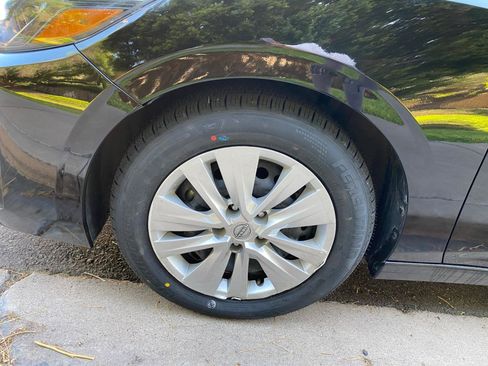 Used 2025 Nissan Sentra S FWD image 25