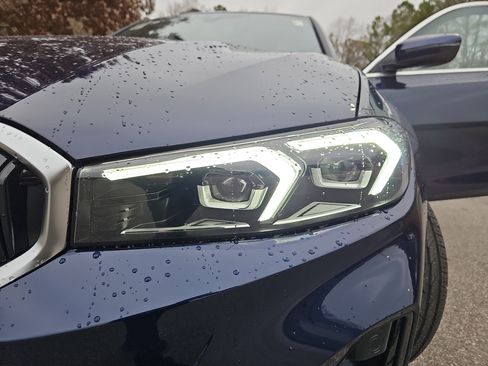 New 2026 BMW 330i Sedan w/ Premium Package image 33