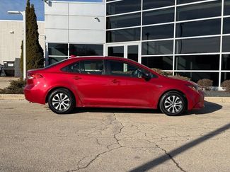 Used 2021 Toyota Corolla LE video 2