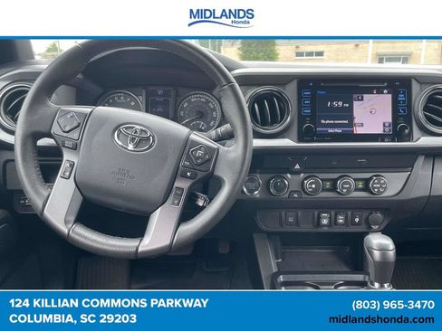 Used 2019 Toyota Tacoma TRD Sport AWD/4WD image 12