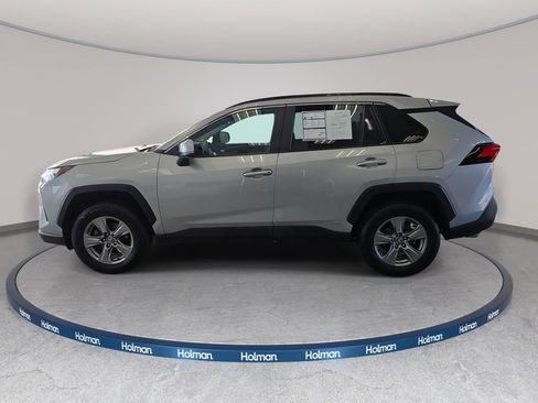 Used 2024 Toyota RAV4 XLE AWD/4WD image 8