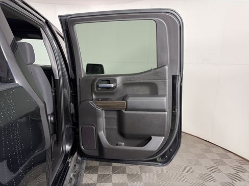 Used 2020 Chevrolet Silverado 1500 LT Trail Boss image 36