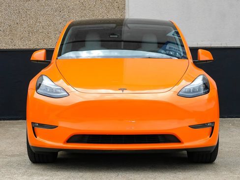 Used 2022 Tesla Model Y Performance AWD/4WD image 4