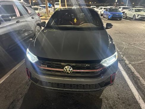 Used 2024 Volkswagen Jetta GLI Autobahn FWD image 4
