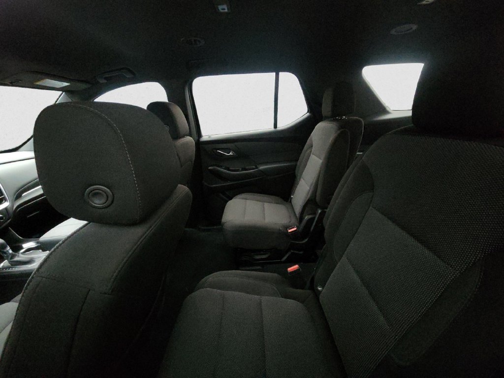 Used 2023 Chevrolet Traverse LT AWD/4WD image 8