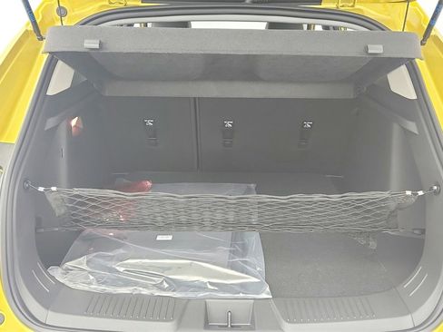 New 2025 Chevrolet Trax RS w/ Driver Confidence Package image 37