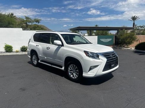 Used 2019 Lexus GX 460 Premium w/ Premium Package AWD/4WD image 3