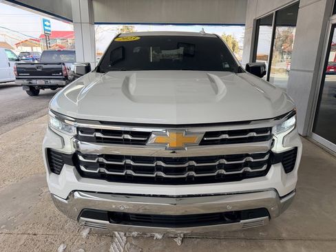 Used 2023 Chevrolet Silverado 1500 LTZ image 3