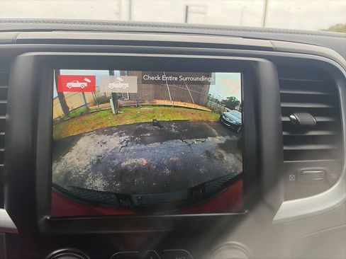 Used 2018 RAM 2500 Power Wagon w/ Leather & Luxury Group image 19