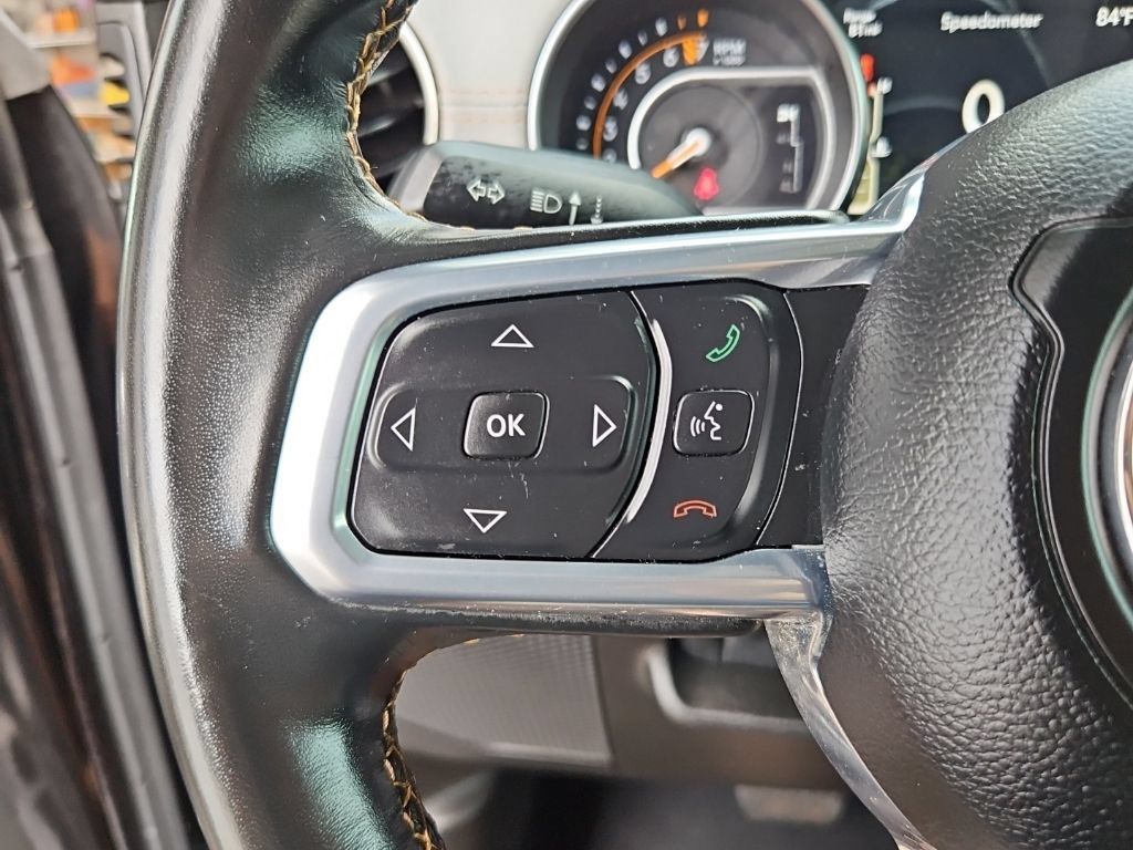 Used 2021 Jeep Gladiator Overland AWD/4WD image 11