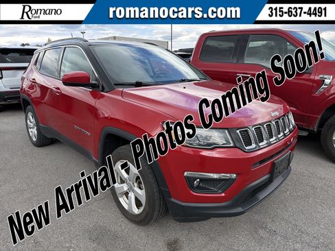 Used 2020 Jeep Compass Latitude w/ Cold Weather Group AWD/4WD image 1