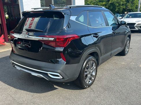 Used 2023 Kia Seltos S image 7