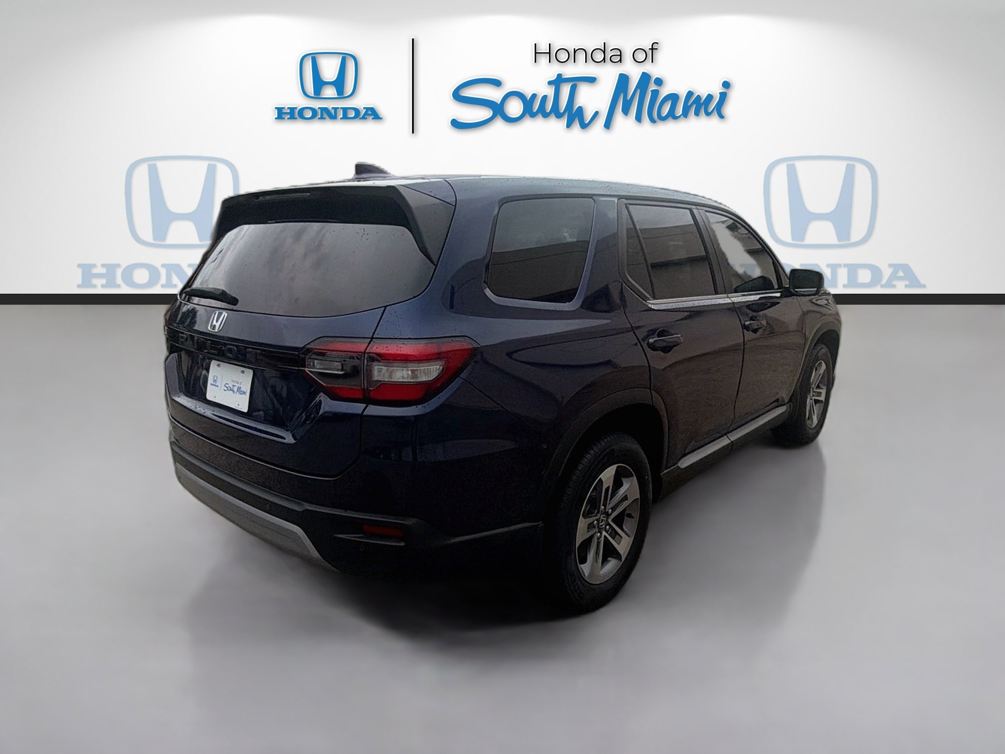 Used 2024 Honda Pilot EX-L image 7