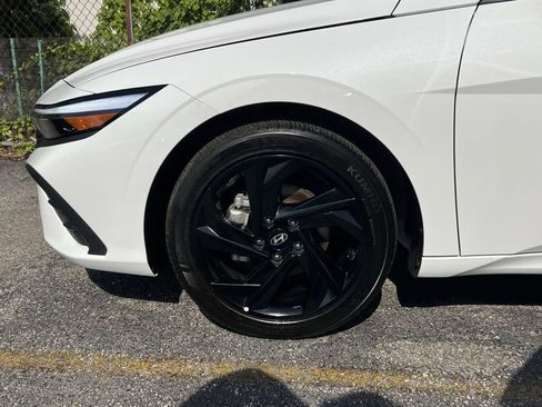 Certified 2026 Hyundai Elantra Sport FWD image 9