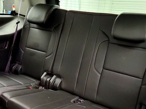 Used 2016 GMC Yukon SLT w/ Open Road Package AWD/4WD image 23