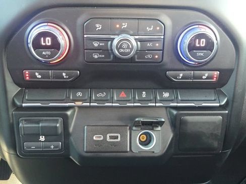 Used 2021 Chevrolet Silverado 1500 LT w/ LPO, Dark Essentials Package AWD/4WD image 27