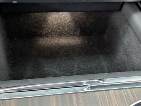 Used 2025 Tesla Model X image 26