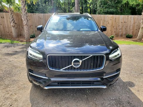 Used 2017 Volvo XC90 T6 Momentum w/ Vision Package AWD/4WD image 8
