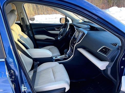 Used 2022 Subaru Ascent Limited w/ Technology Package image 7