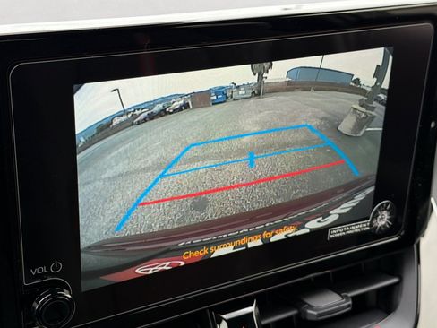 Used 2026 Toyota Corolla SE FWD image 21