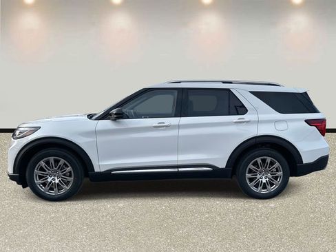 New 2026 Ford Explorer Platinum image 8