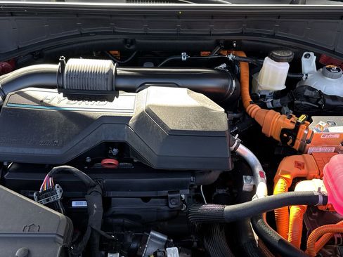 Certified 2025 Hyundai Santa Fe Limited image 11