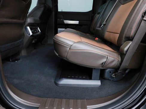 Used 2025 Ford F250 King Ranch w/ FX4 Off-Road Package image 24