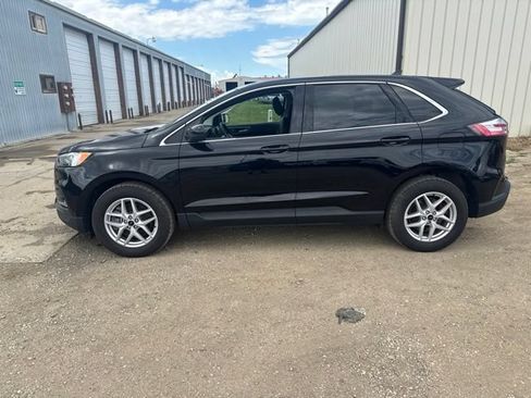 Used 2024 Ford Edge SEL w/ Convenience Package AWD/4WD image 7