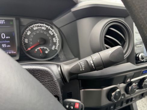 Used 2023 Toyota Tacoma SR AWD/4WD image 16