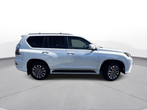 Used 2023 Lexus GX 460 Luxury w/ Accessory Package image 5