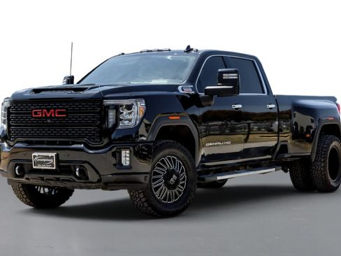 Used 2023 GMC Sierra 3500 Denali w/ Denali Ultimate Package AWD/4WD image 5