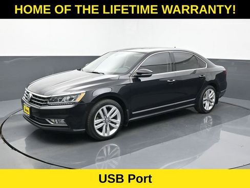 Used 2017 Volkswagen Passat 1.8T SEL Premium image 10