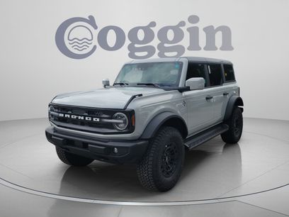 New 2026 Ford Bronco Outer Banks w/ Sasquatch Package