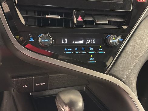 Used 2023 Toyota Camry SE FWD image 28